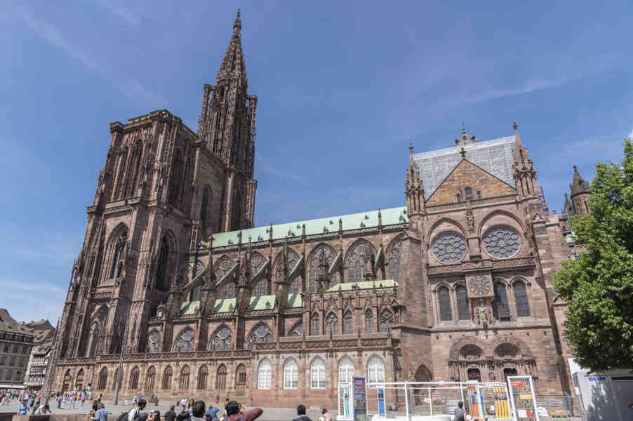 Francia - Alsacia 018 - Estrasburgo - catedral de Notre Dame.jpg